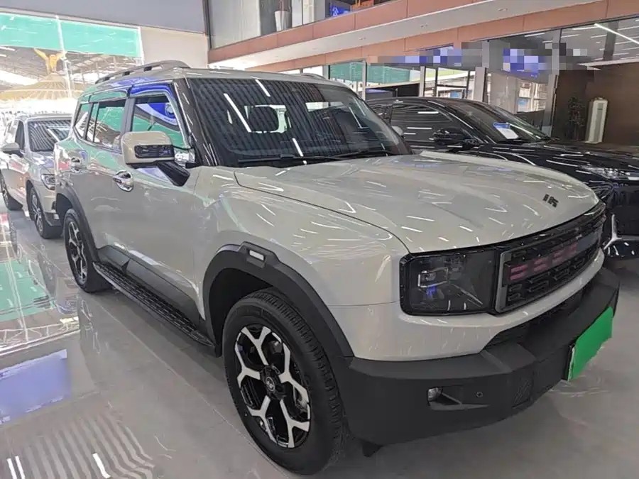 900x675_0_q87_c42_autohomecar__Chto52qjeZ2ALdshAAIfie8M7kA567.jpg