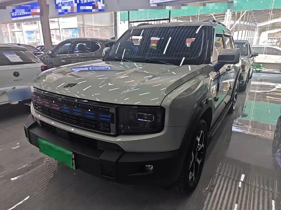 900x675_0_q87_c42_autohomecar__Chto52qjeZ2ANRbCAAJT9KIhw3A352.jpg