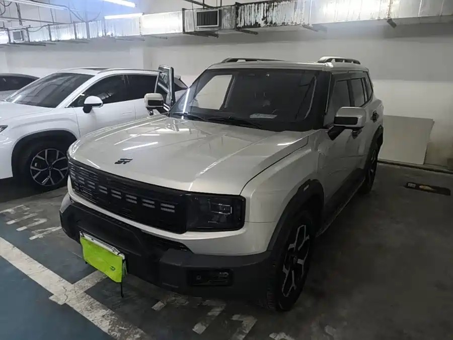 900x675_0_q87_c42_autohomecar__ChxpVWqc0IuAb58WAAGBMfGYK8I382.jpg