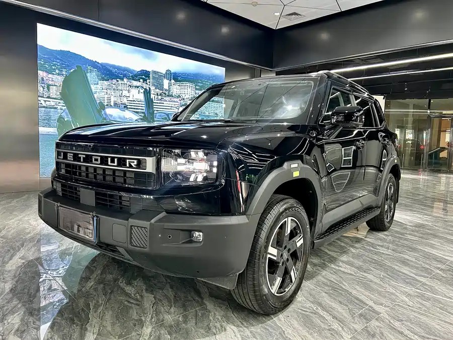 900x675_0_q87_c42_autohomecar__ChxpVmpE5AmAEz4GAA2T94NQFik334.jpg