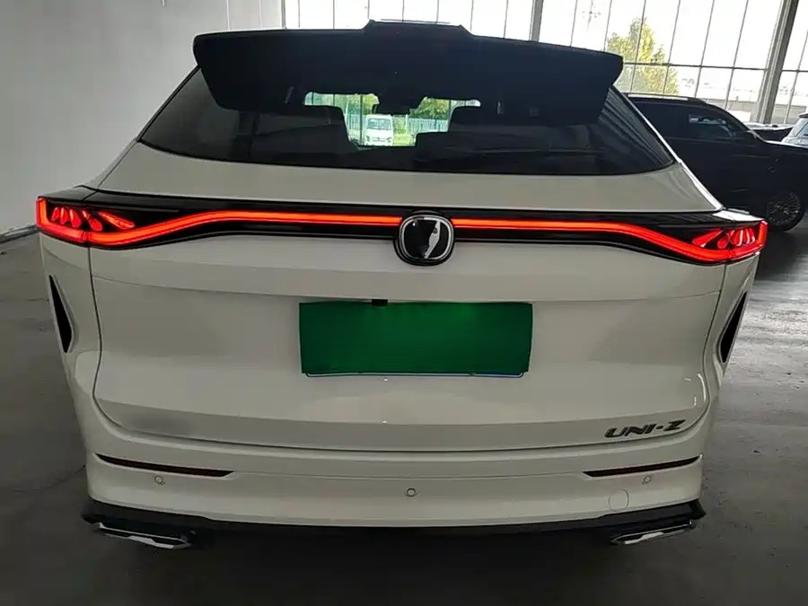 900x675_0_q87_c42_autohomecar__ChxpVWqp8qyARg9aAAFlVwjbbSQ746.jpg