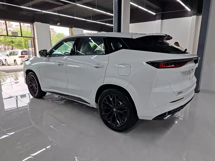900x675_0_q87_c42_autohomecar__ChtpWGpR8pqAJ9aFAAHXp5am8Vk065.jpg.webp