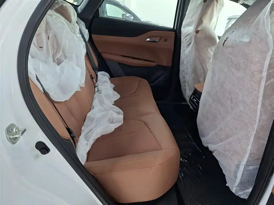 900x675_0_q87_c42_autohomecar__ChxpV2pR8pyAUhMyAAGkvH_g81k392.jpg.webp