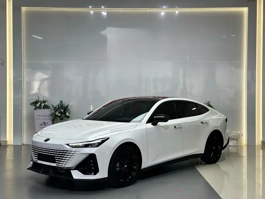 900x675_0_q87_c42_autohomecar__ChxpV2pvRVaAChYRAAdhoJ9Y9a4285.jpg