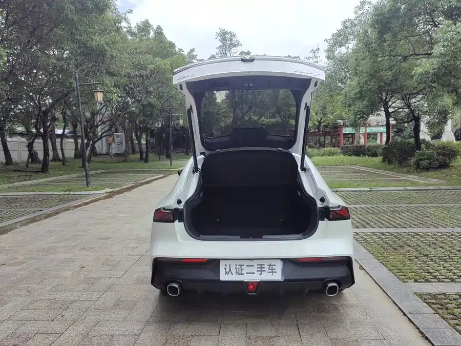 900x675_0_q87_c42_autohomecar__ChtpWGqf-MKAMHWsAAjKtYI5hDU078.jpg.webp