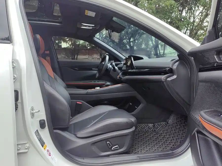 900x675_0_q87_c42_autohomecar__ChxpWGqf-MGAAqZGAAaCgmqtOY0472.jpg.webp