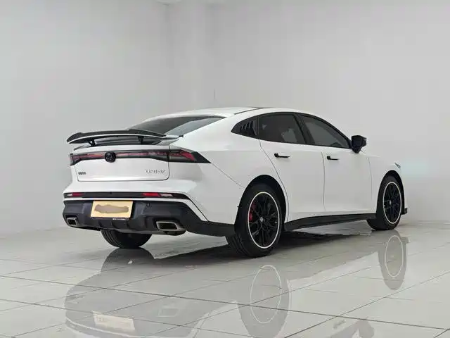 900x675_0_q87_c42_autohomecar__ChxpVWqiG-2AAV8KAAB7cZK43Vg687.jpg.webp