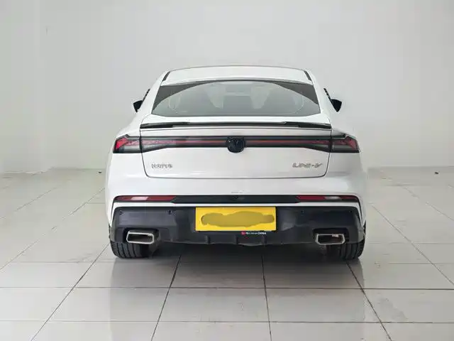 900x675_0_q87_c42_autohomecar__ChxpVmqiG-6AOB4GAABwpbqc1KQ067.jpg.webp