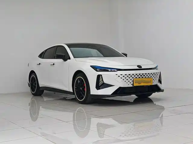 900x675_0_q87_c42_autohomecar__ChxpWGqiG-yAEaYrAAB2jw7hebU617.jpg.webp