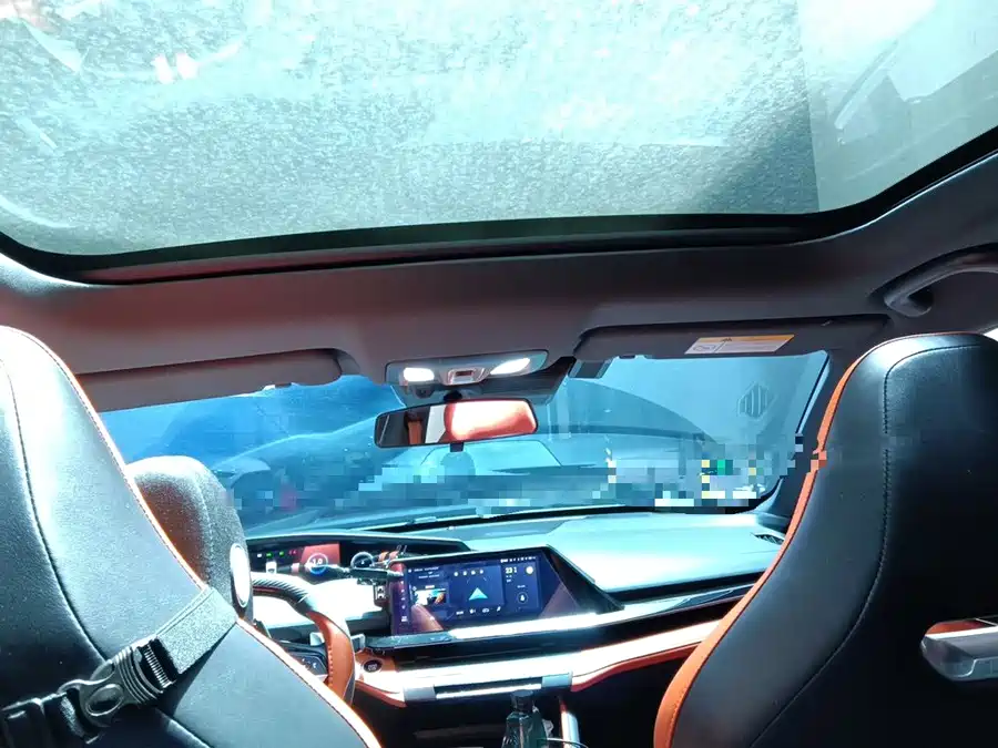 900x675_0_q87_c42_autohomecar__ChxpV2qWovaAffFAAAIdbTAhbXM334.jpg.webp