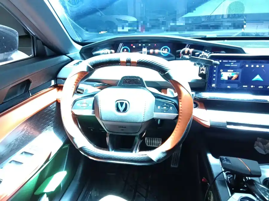 900x675_0_q87_c42_autohomecar__ChxpWGqWovSAHPKiAAIvwdH5VJU581.jpg.webp
