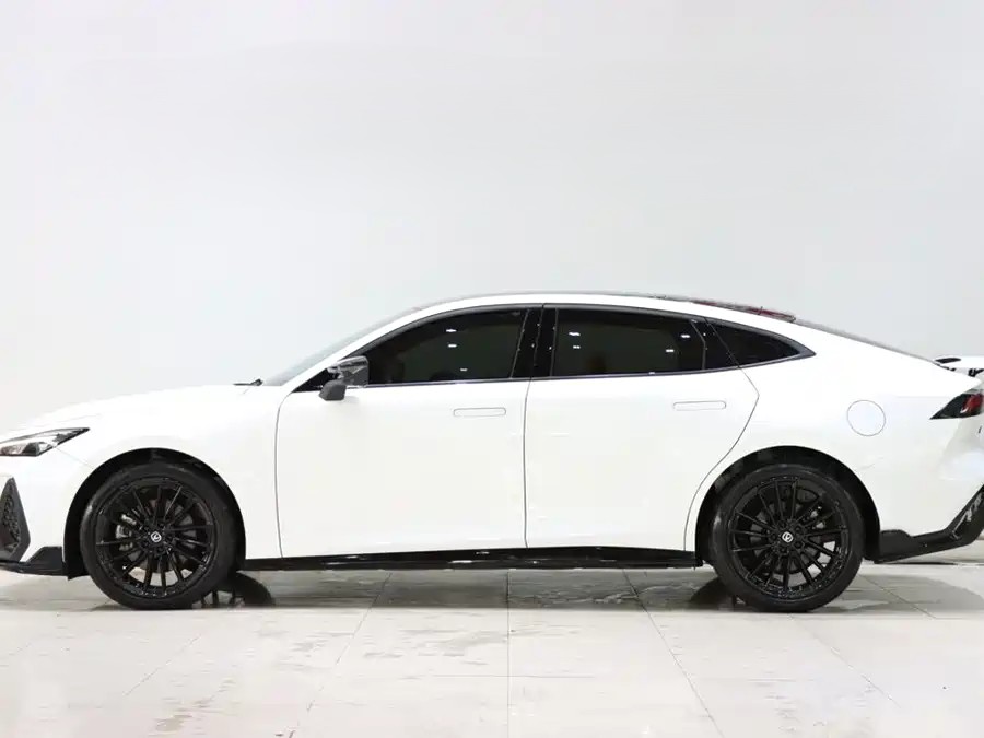 900x675_0_q87_c42_autohomecar__Chto52qLwGuAKyf6AAEkvB5niZc889.jpg