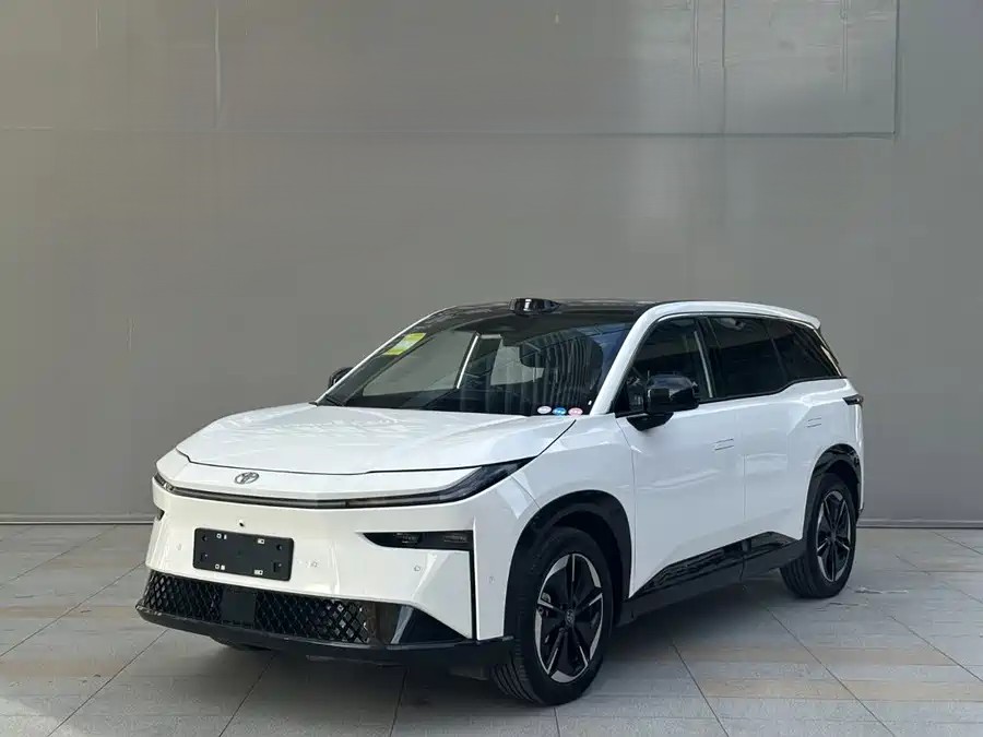 900x675_0_q87_c42_autohomecar__ChxpWGp6iMmADV7oAAGvLxoCNWg350.jpg