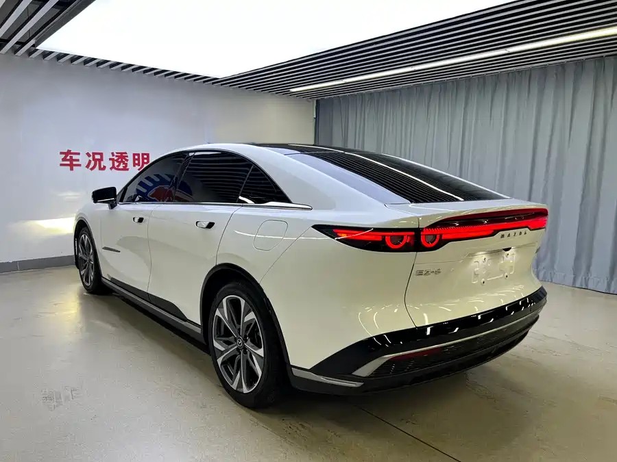 900x675_0_q87_c42_autohomecar__ChtpWGpYhiKADdvJAAg_m8rH7M0352.jpg
