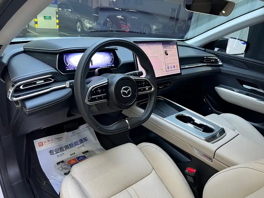 900x675_0_q87_c42_autohomecar__ChxpWGpYhh2ASKaiAAoSLcLLHY0550.jpg.webp