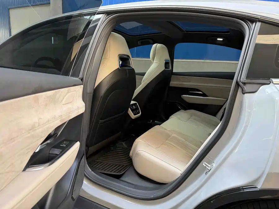 900x675_0_q87_c42_autohomecar__ChtpWGp0JvKAN4V0AAUtKTsW48Q367.jpg.webp