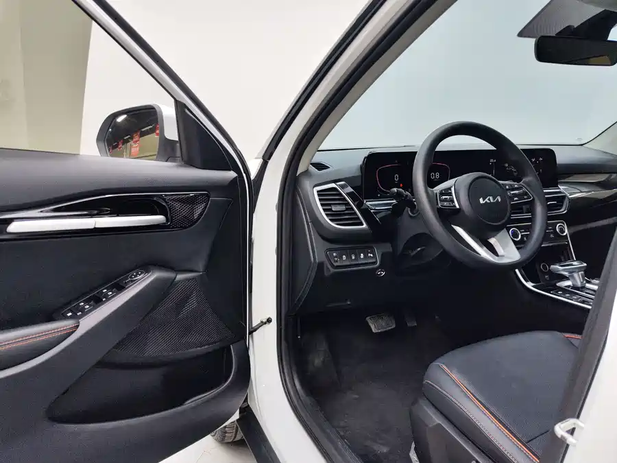 900x675_0_q87_c42_autohomecar__ChxpWGp65-aAJO6NAAYpZc8raK0289.jpg.webp