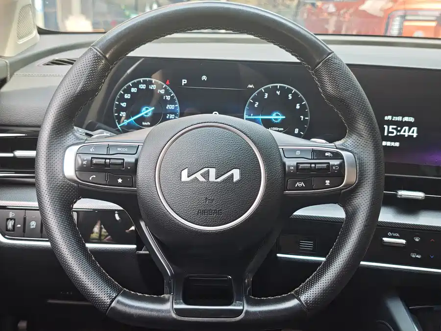 900x675_0_q87_c42_autohomecar__ChxpVWqL8BKATKyzAApK6P43NBo246.jpg.webp