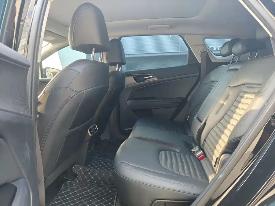 900x675_0_q87_c42_autohomecar__ChxpWGqgAFaAS-Q5AATv8ZaD50s522.jpg.webp