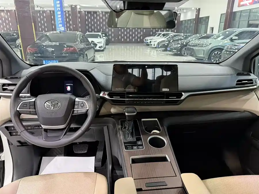 900x675_0_q87_c42_autohomecar__ChtpWGm6EdaAZVl2AAJXeznM2wE305.jpg.webp