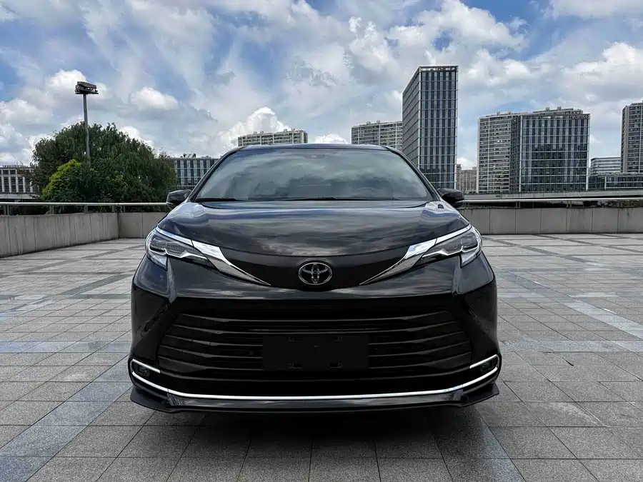 900x675_0_q87_c42_autohomecar__ChxpVmqbrz6AJ4u6AAqYg1I0mTc486.jpg.webp