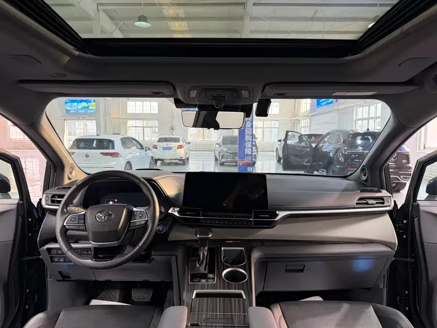 900x675_0_q87_c42_autohomecar__ChxpV2nF1kOAY4-KAAfhEJRaoF4103.jpg.webp