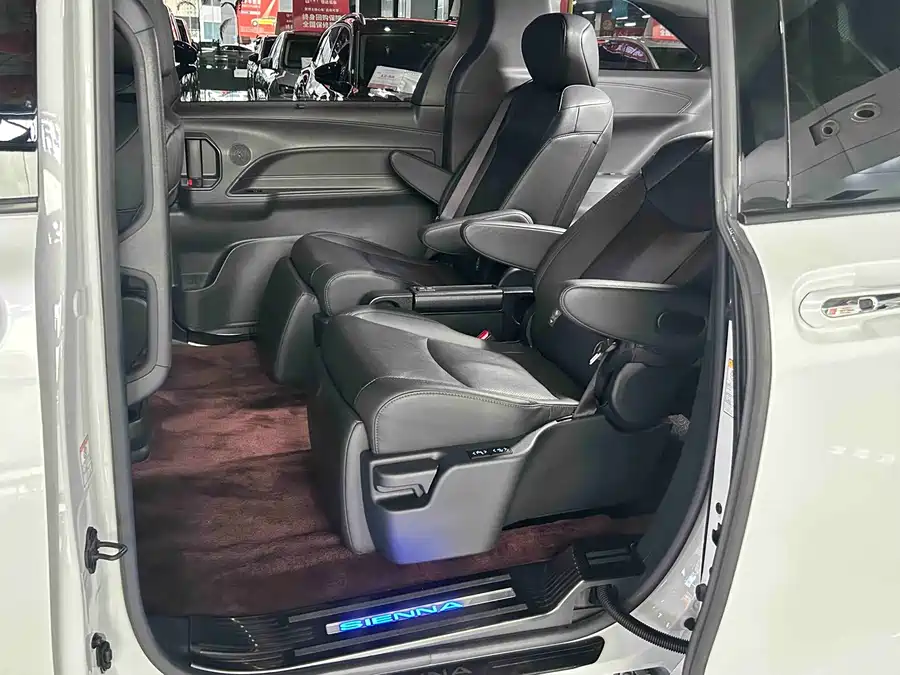 900x675_0_q87_c42_autohomecar__ChxpV2rG_WCAX-nQAAjEtn4egmw848.jpg.webp