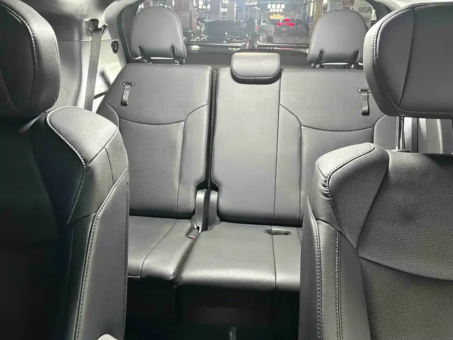 900x675_0_q87_c42_autohomecar__ChxpV2rG_WGAD8bnAAq76kJ1mRI986.jpg.webp