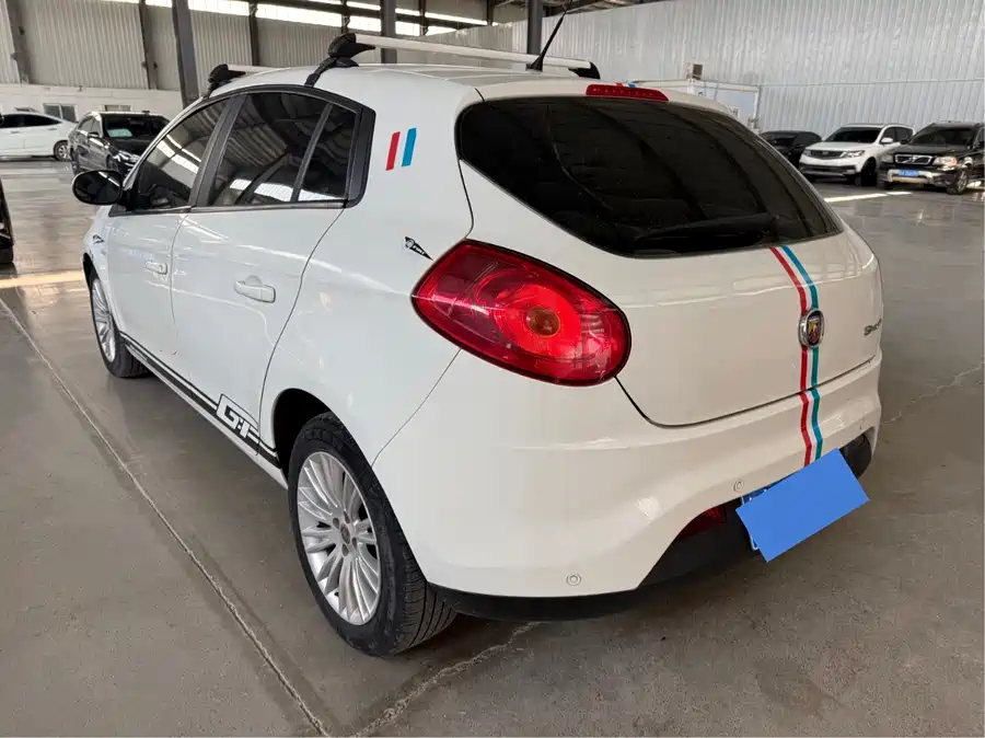 900x675_0_q87_c42_autohomecar__ChtpWGmNlB2ASzHvAAWSDdFtaMY560.jpg.webp