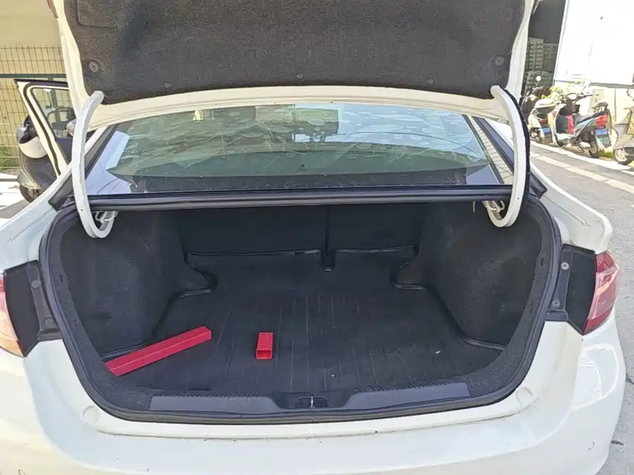 900x675_0_q87_c42_autohomecar__ChxpVWqjfmyAeKxvAAHhQB2ia3I400.jpg.webp
