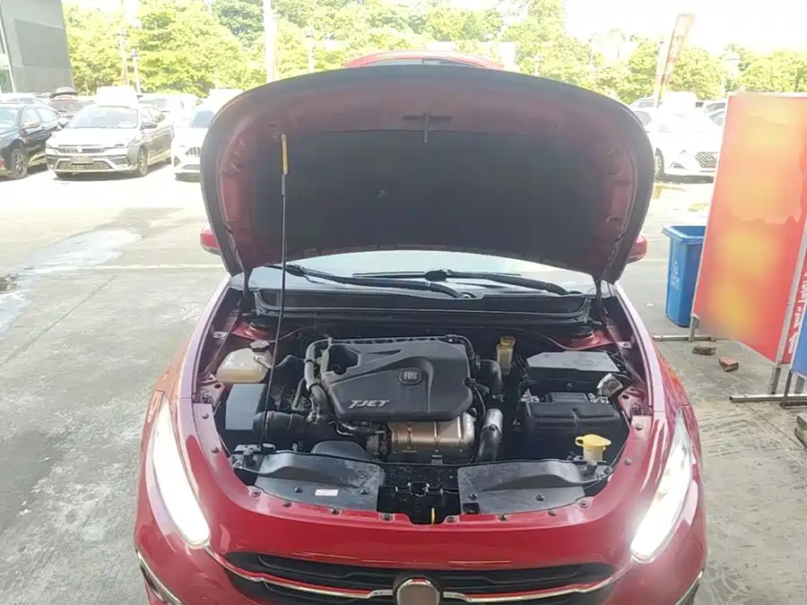900x675_0_q87_c42_autohomecar__ChxpV2qe64yAFQWjAAIl7eMu_zo096.jpg.webp
