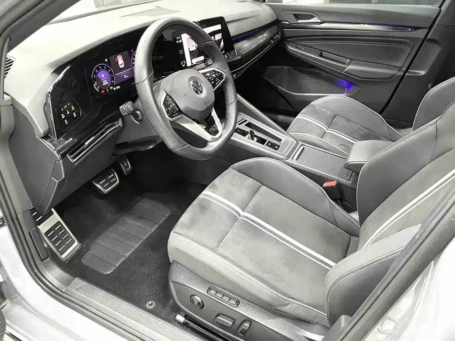 900x675_0_q87_c42_autohomecar__ChxpVmo6RG2AV0vPAAdeEZHxDf8677.jpg.webp