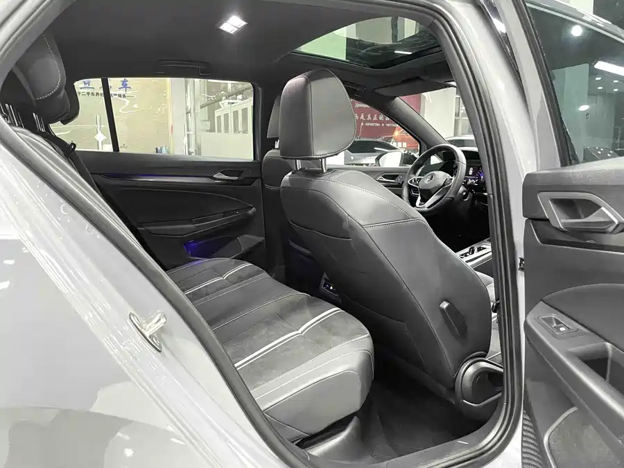 900x675_0_q87_c42_autohomecar__ChxpVmo6RHCABc1PAAVxqnDP4c8519.jpg.webp