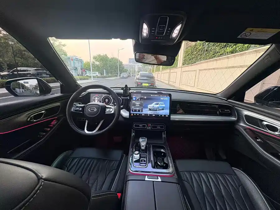900x675_0_q87_c42_autohomecar__ChxpVWnu8IyAWZq1AAn41sRNEWc644.jpg.webp