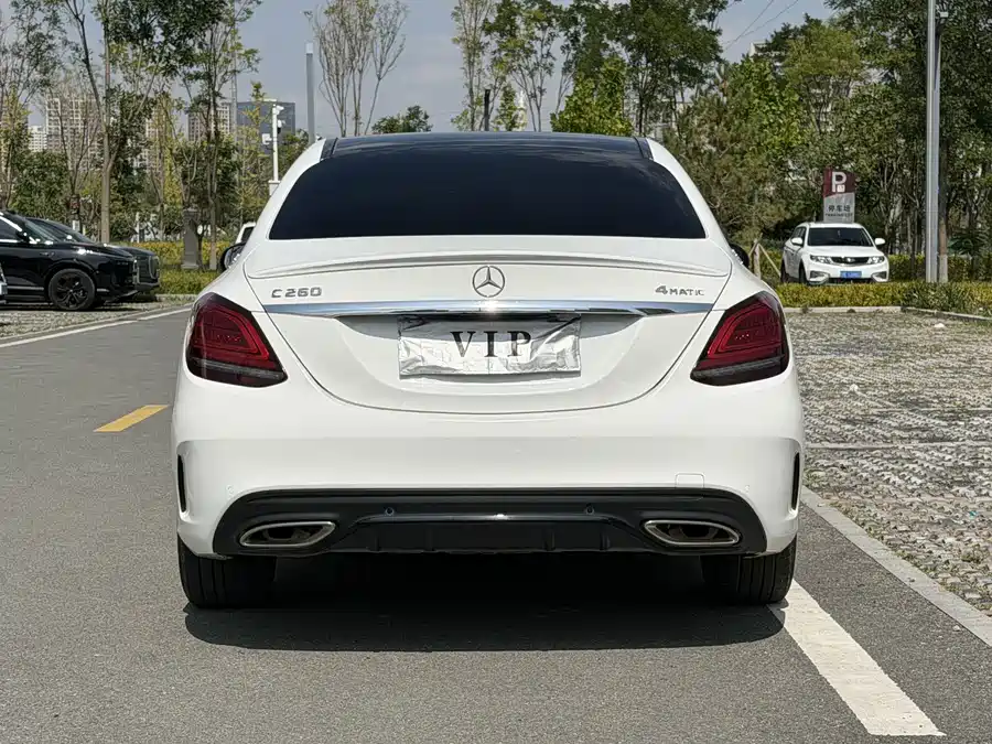 900x675_0_q87_c42_autohomecar__ChtpWGqmRM-AYWx6AAh0Jgra9UM314.jpg.webp