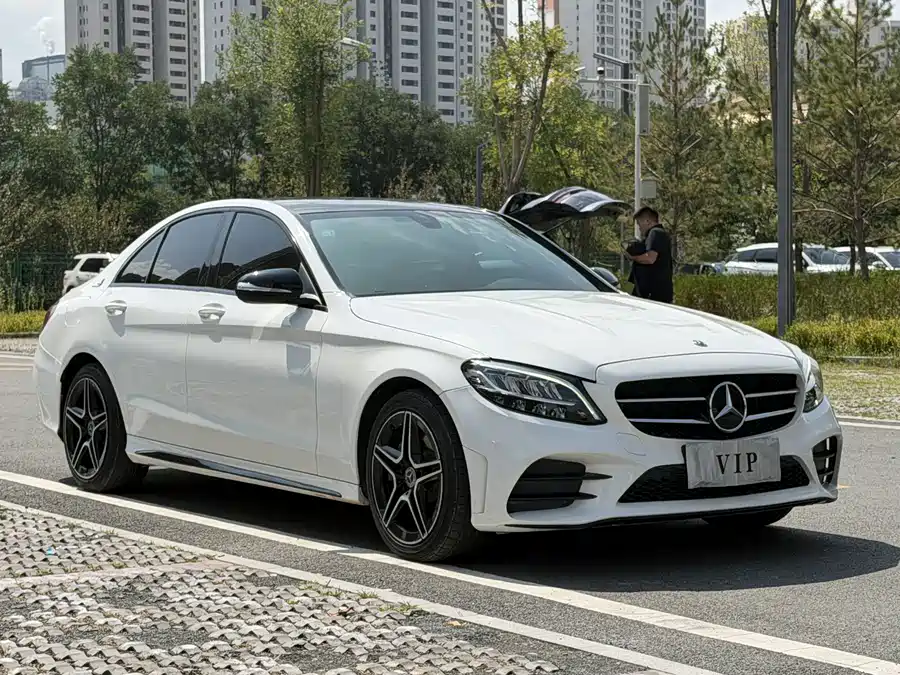 900x675_0_q87_c42_autohomecar__ChxpV2qmRM6AV-EAAAiZ15p7Ic4054.jpg.webp