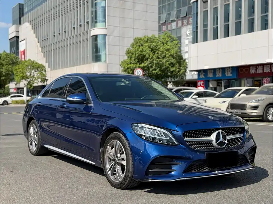 900x675_0_q87_c42_autohomecar__ChxpVWqiWw2AISLpAAmsF-VpxYU301.jpg.webp