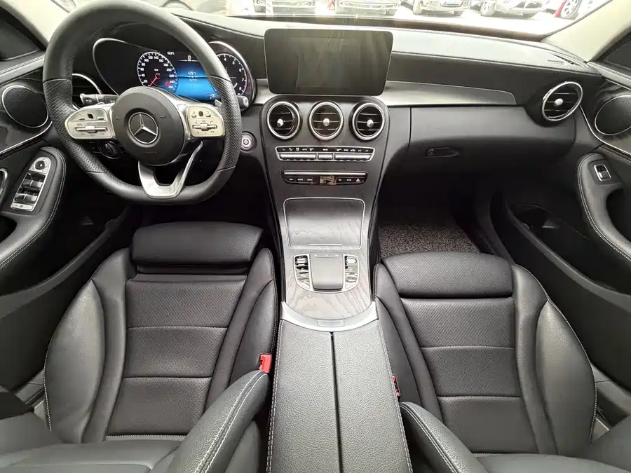 900x675_0_q87_c42_autohomecar__ChxpVmrMTrOAdQTdAAumlQCjOKE652.jpg.webp