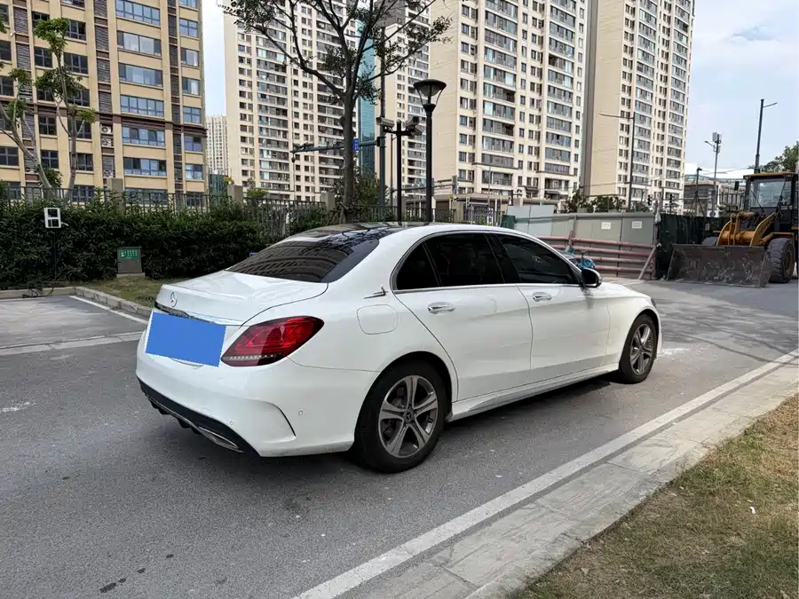 900x675_0_q87_c42_autohomecar__ChtpWGrUFqGAAmYeAAnHiKDjXks125.jpg.webp