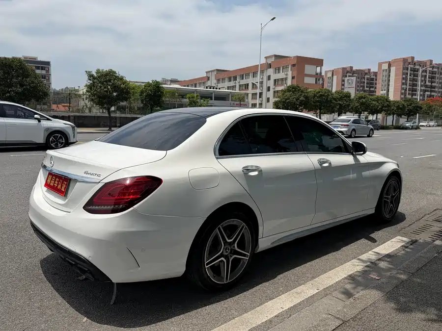 900x675_0_q87_c42_autohomecar__ChxpV2n7AASAD4ZzAAn4oEEJS28165.jpg.webp