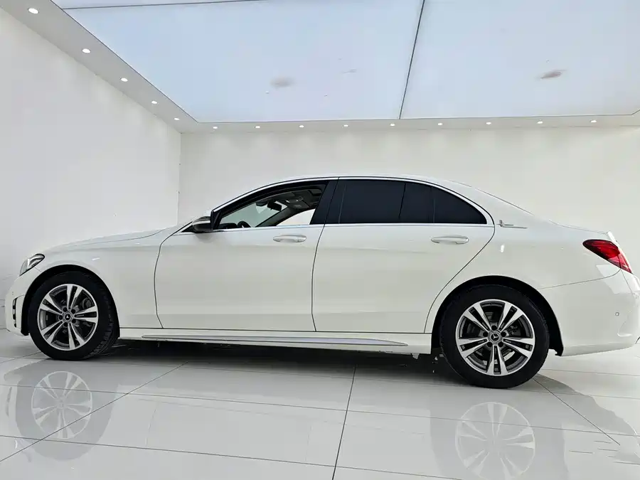 900x675_0_q87_c42_autohomecar__ChtpWGrQRMCAQp6jAAP6fZ3o1f4344.jpg.webp