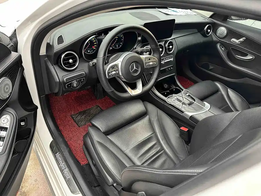 900x675_0_q87_c42_autohomecar__ChxpV2rNBTiAAtPhAAyWxEGuKpM131.jpg.webp