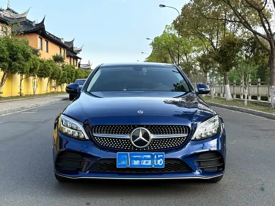 900x675_0_q87_c42_autohomecar__ChxpWGnXajmAeJCJAAhAMd0emjM427.jpg.webp