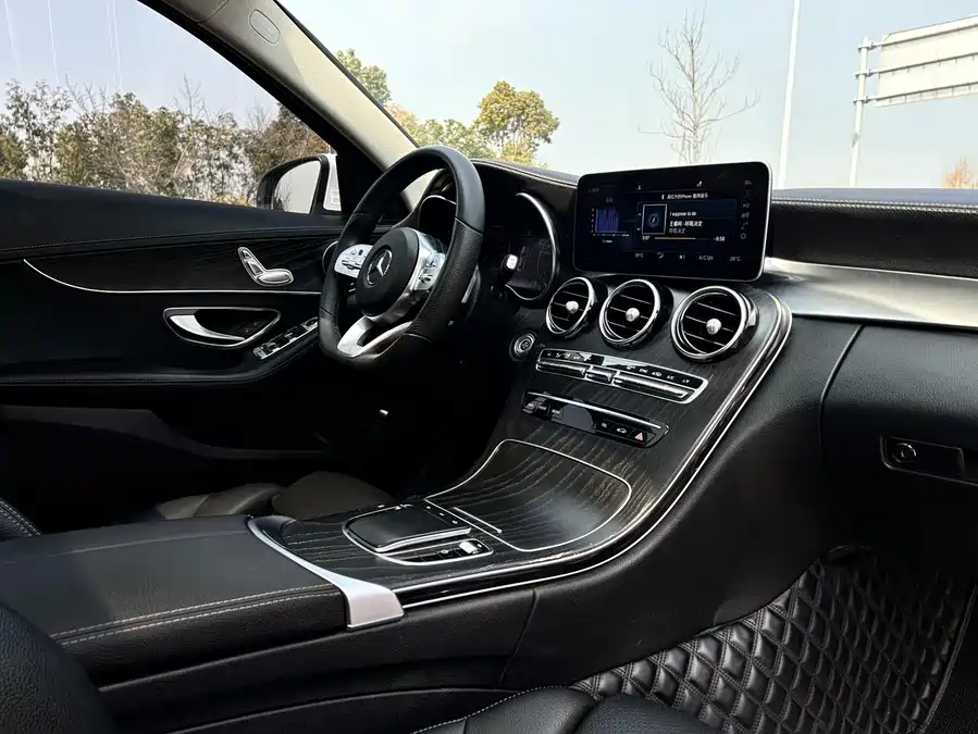 900x675_0_q87_c42_autohomecar__ChxpVmnGbLuAM2gMAARwHPr7rXU140.jpg.webp