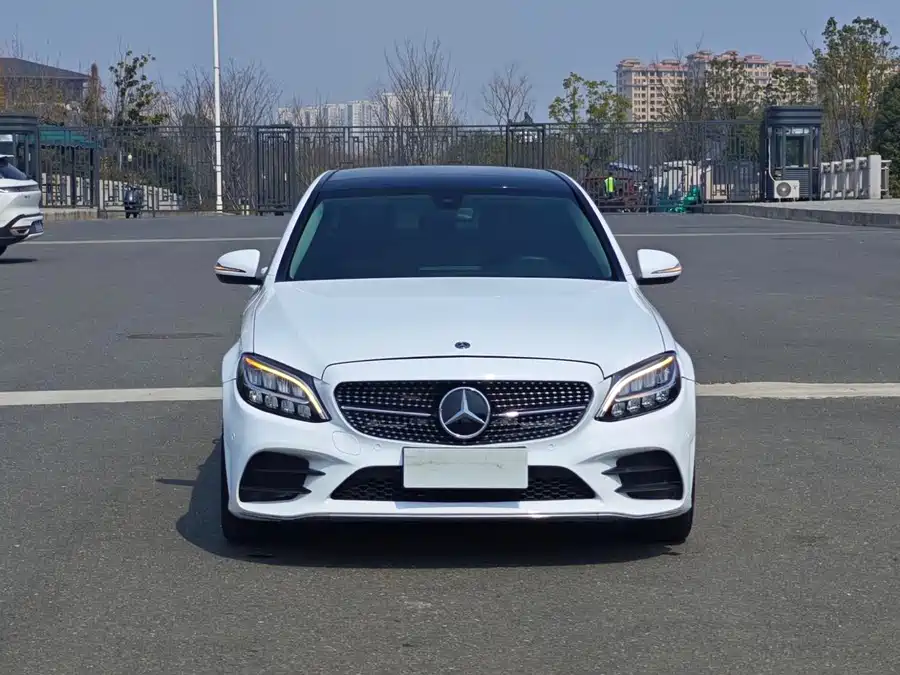 900x675_0_q87_c42_autohomecar__ChxpVmnGbLyARJKbAAgZh5YB27k124.jpg.webp