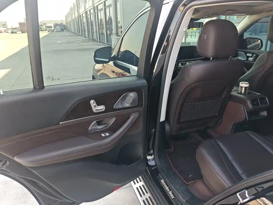 900x675_0_q87_c42_autohomecar__ChxpVmqrfhaAQlNTAAG5Ed2vIVs260.jpg.webp