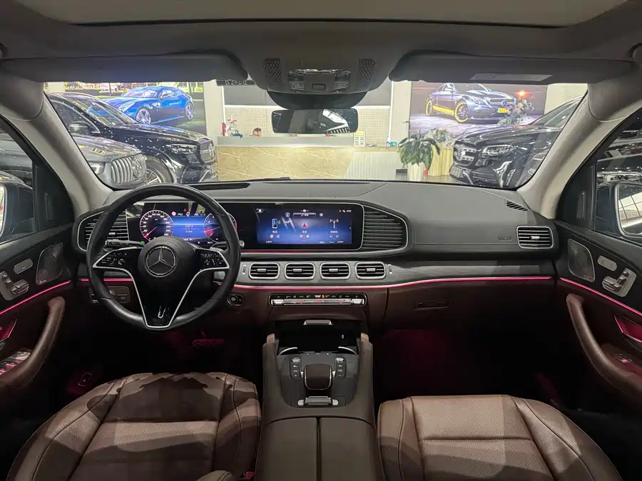 900x675_0_q87_c42_autohomecar__ChtpWGq5tkKAeU1NAAlHiw-nFJA643.jpg.webp