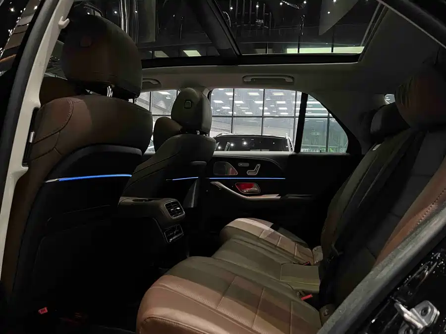 900x675_0_q87_c42_autohomecar__ChxpVWq5tkKAE1PzAAaDrb_K4tE177.jpg.webp